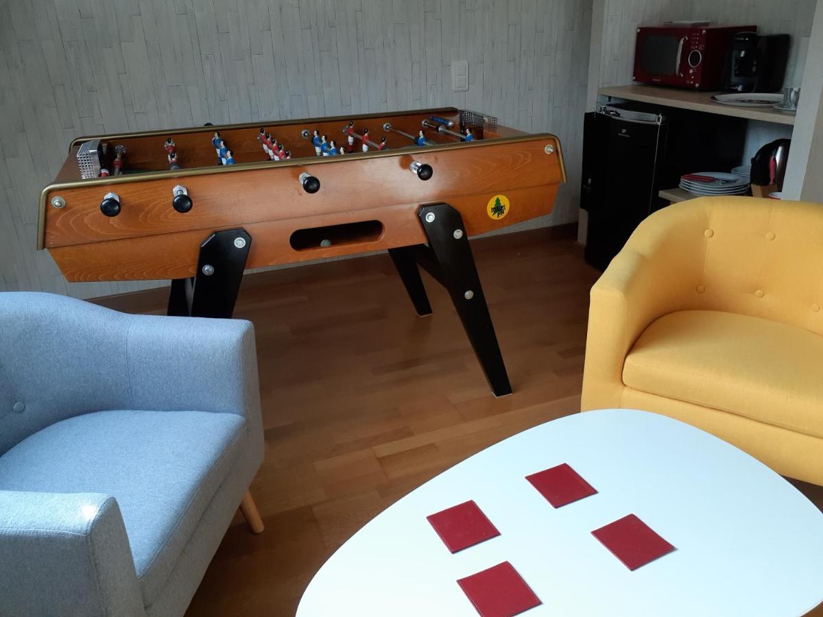 Chambre Au Nuit Etoile Et Jacuzzi Prive Pleuven Exterior foto